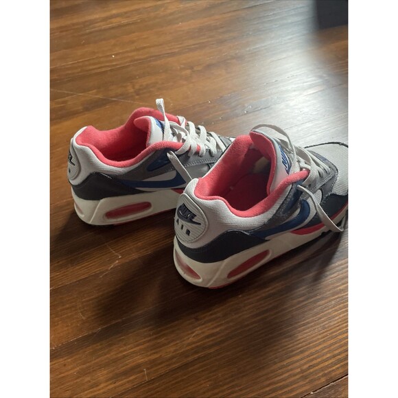 Nike Women's Athletic Shoes - White, Gray, and Pink - Picture 6 of 8